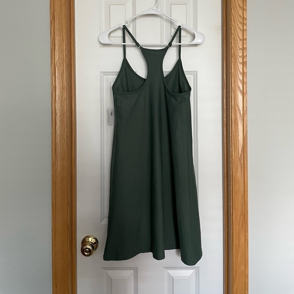 Old Navy Powersoft Go-Dry Racerback Dress Green Size Medium - Picture 6 of 9